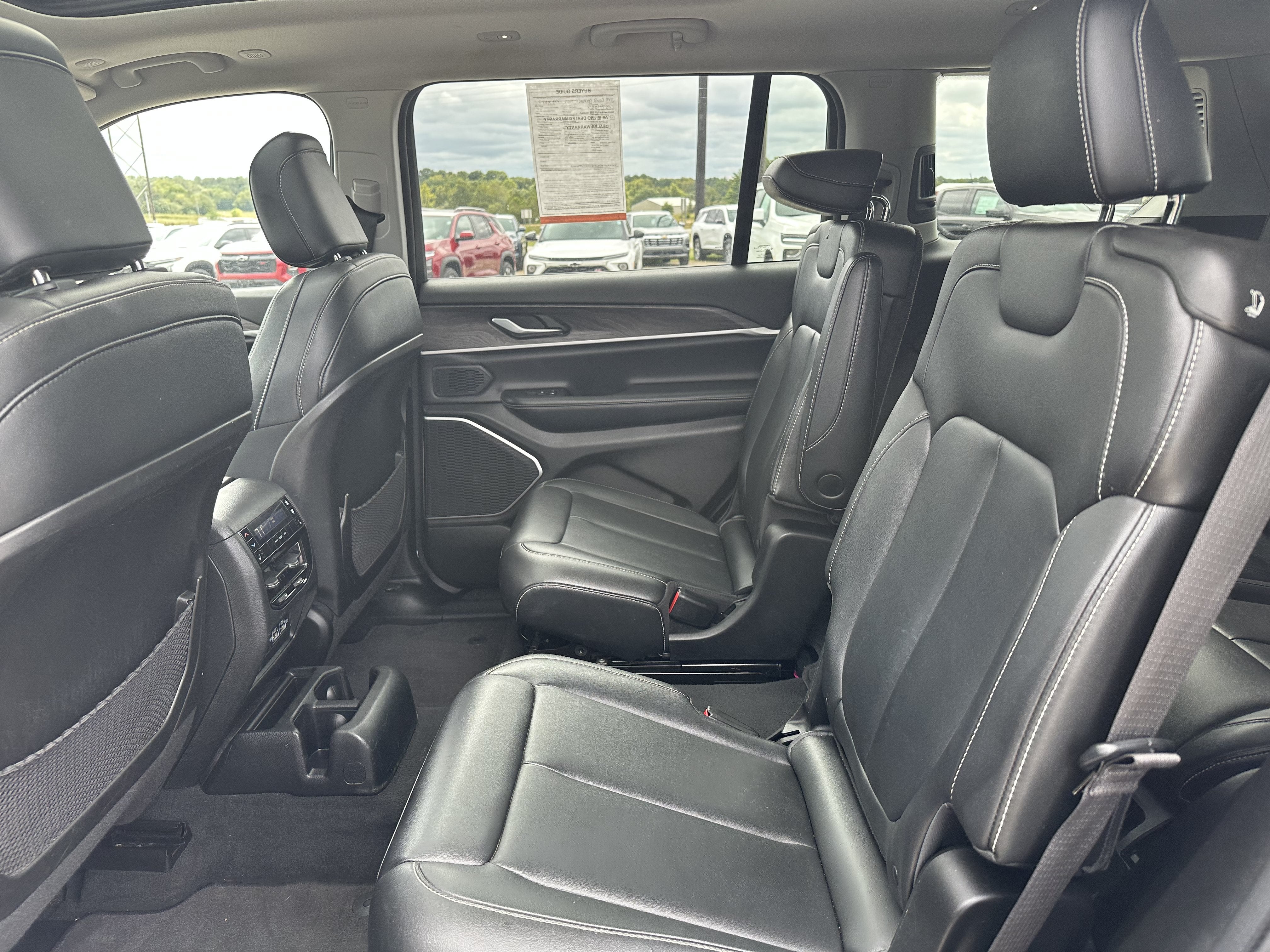 2023 Jeep Grand Cherokee L Limited 4x4