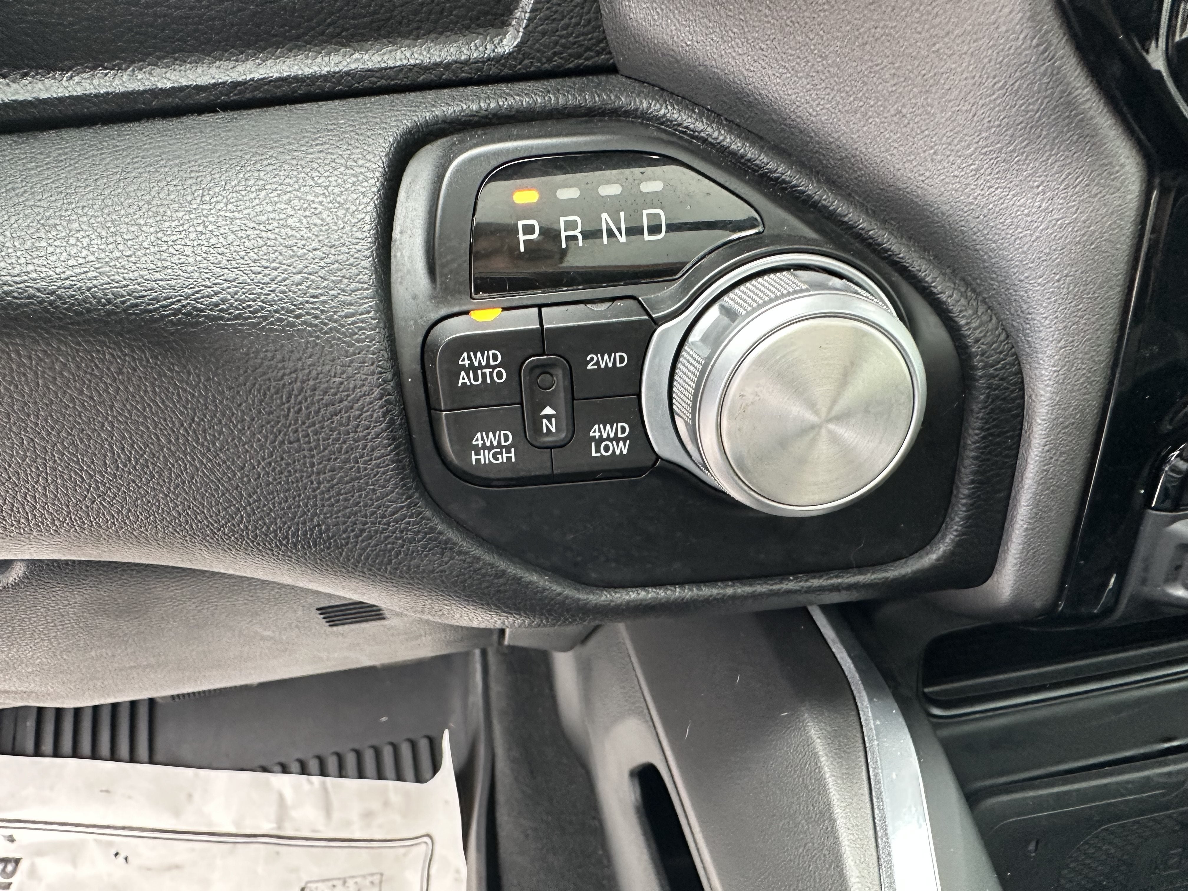 2022 RAM 1500 Laramie Crew Cab 4x4 5'7" Box