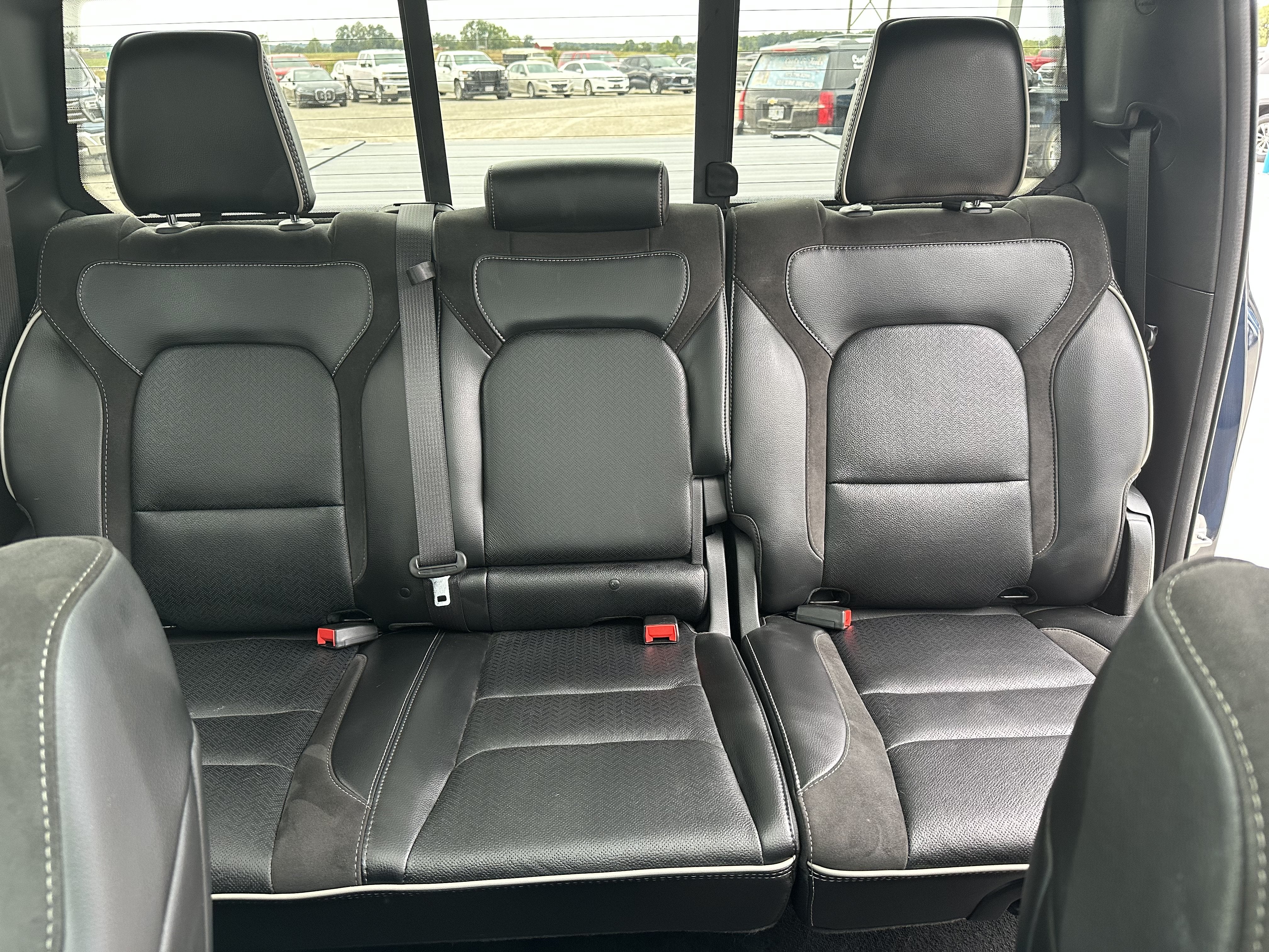 2022 RAM 1500 Laramie Crew Cab 4x4 5'7" Box