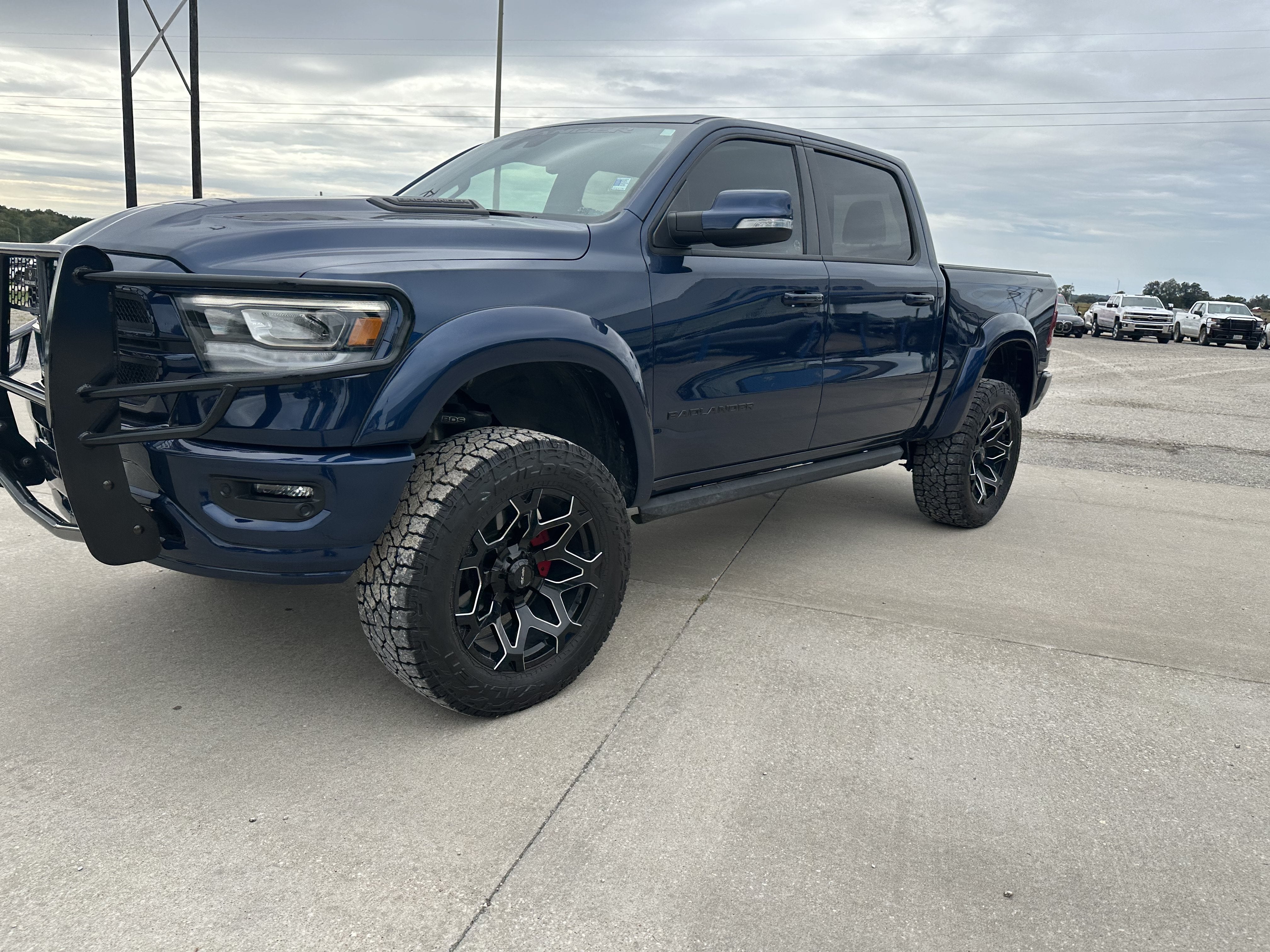 2022 RAM 1500 Laramie Crew Cab 4x4 5'7" Box
