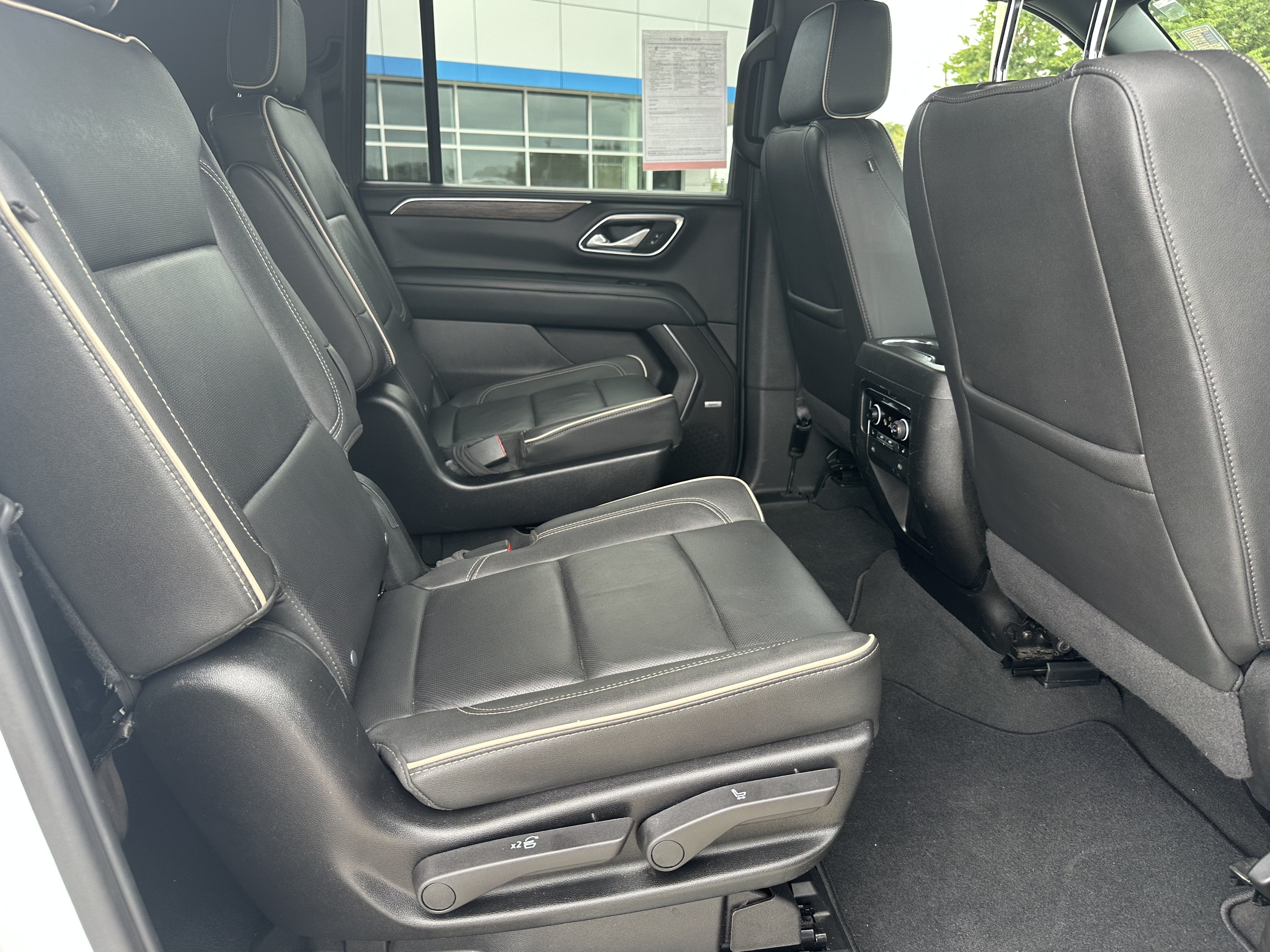 2024 Chevrolet Suburban Premier