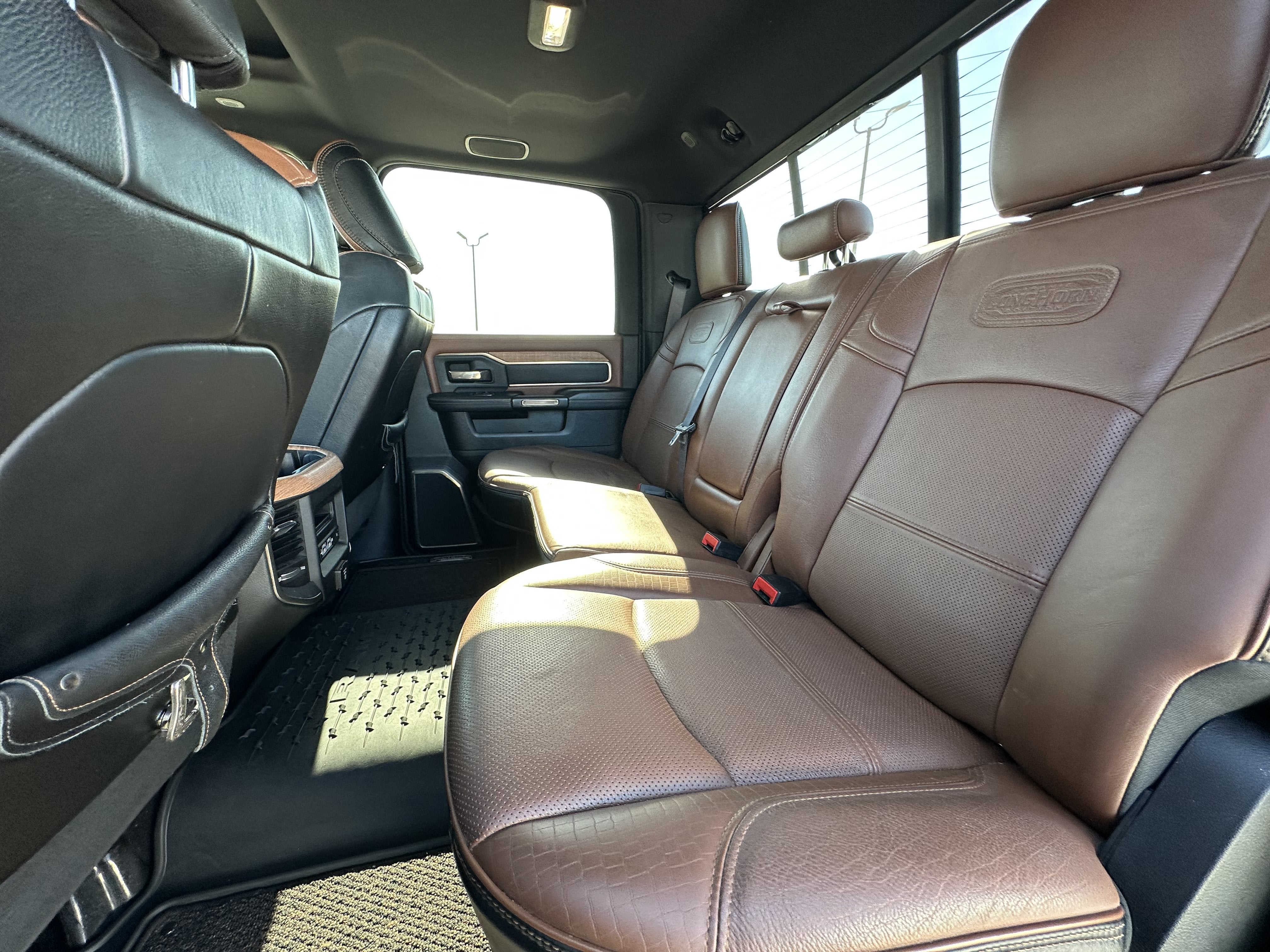 2020 RAM 2500 Laramie Longhorn Crew Cab 4x4 6'4" Box