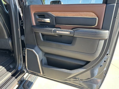 2020 RAM 2500 Laramie Longhorn Crew Cab 4x4 6'4" Box
