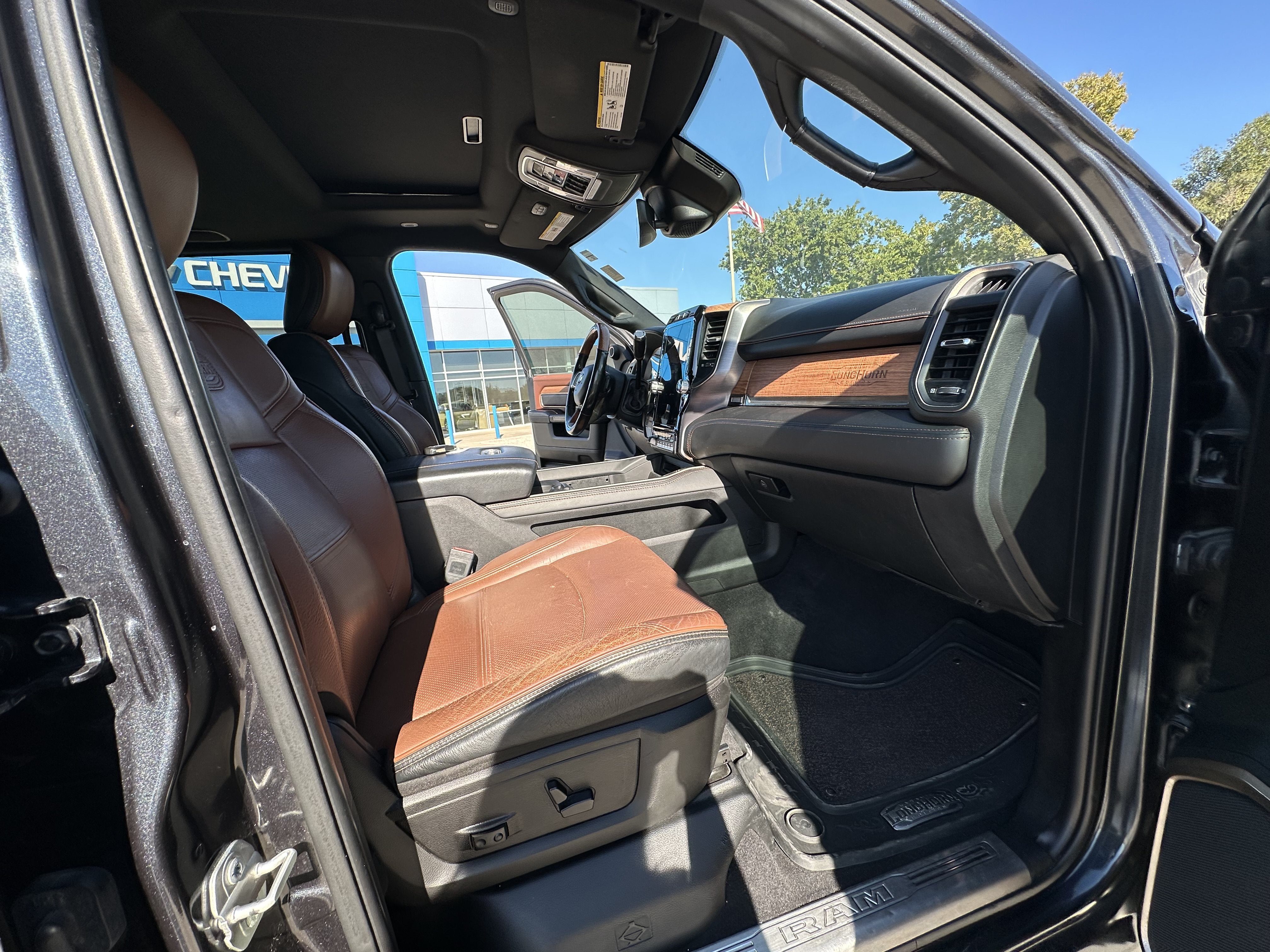 2020 RAM 2500 Laramie Longhorn Crew Cab 4x4 6'4" Box