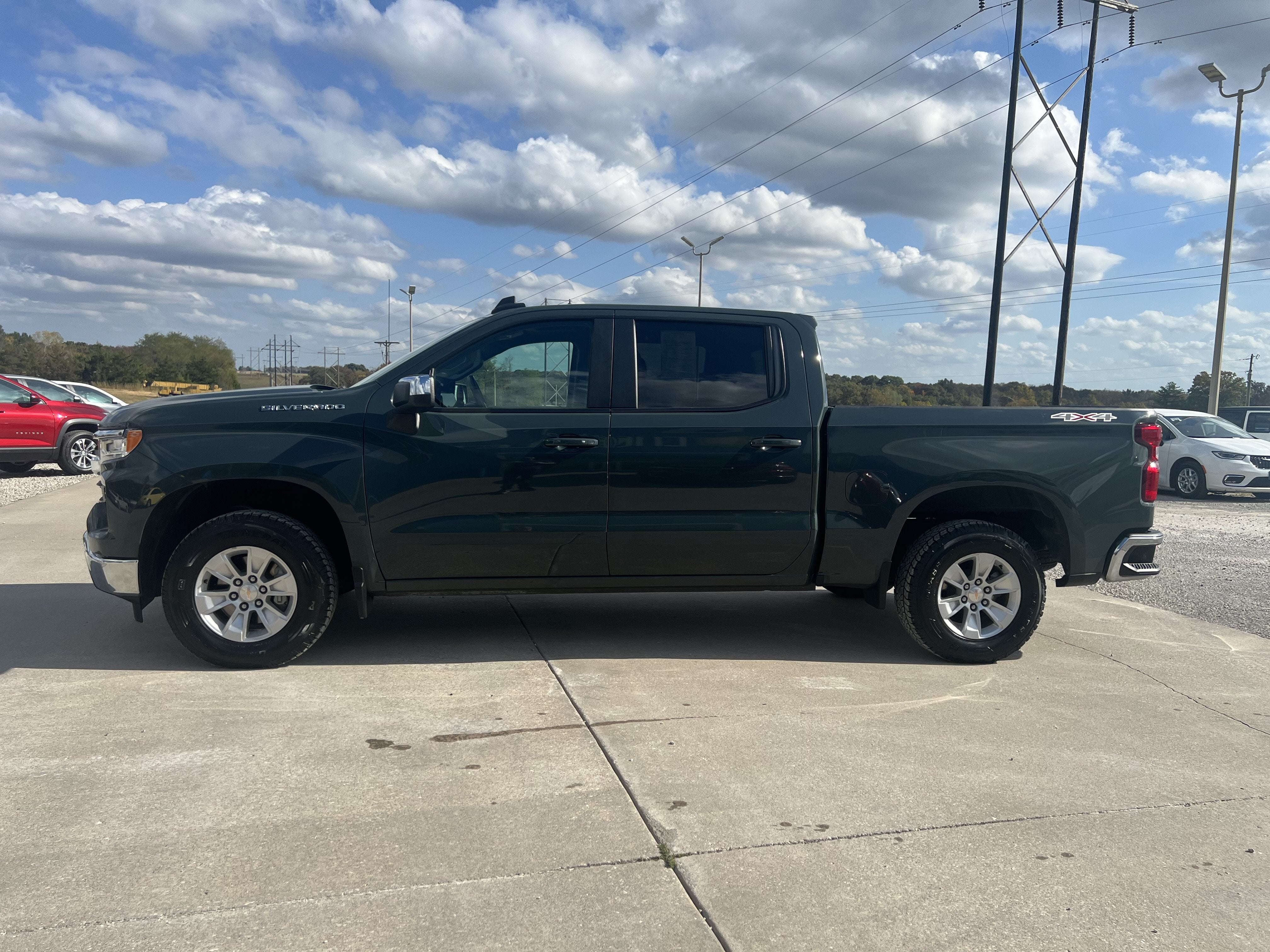 2025 Chevrolet Silverado 1500 LT