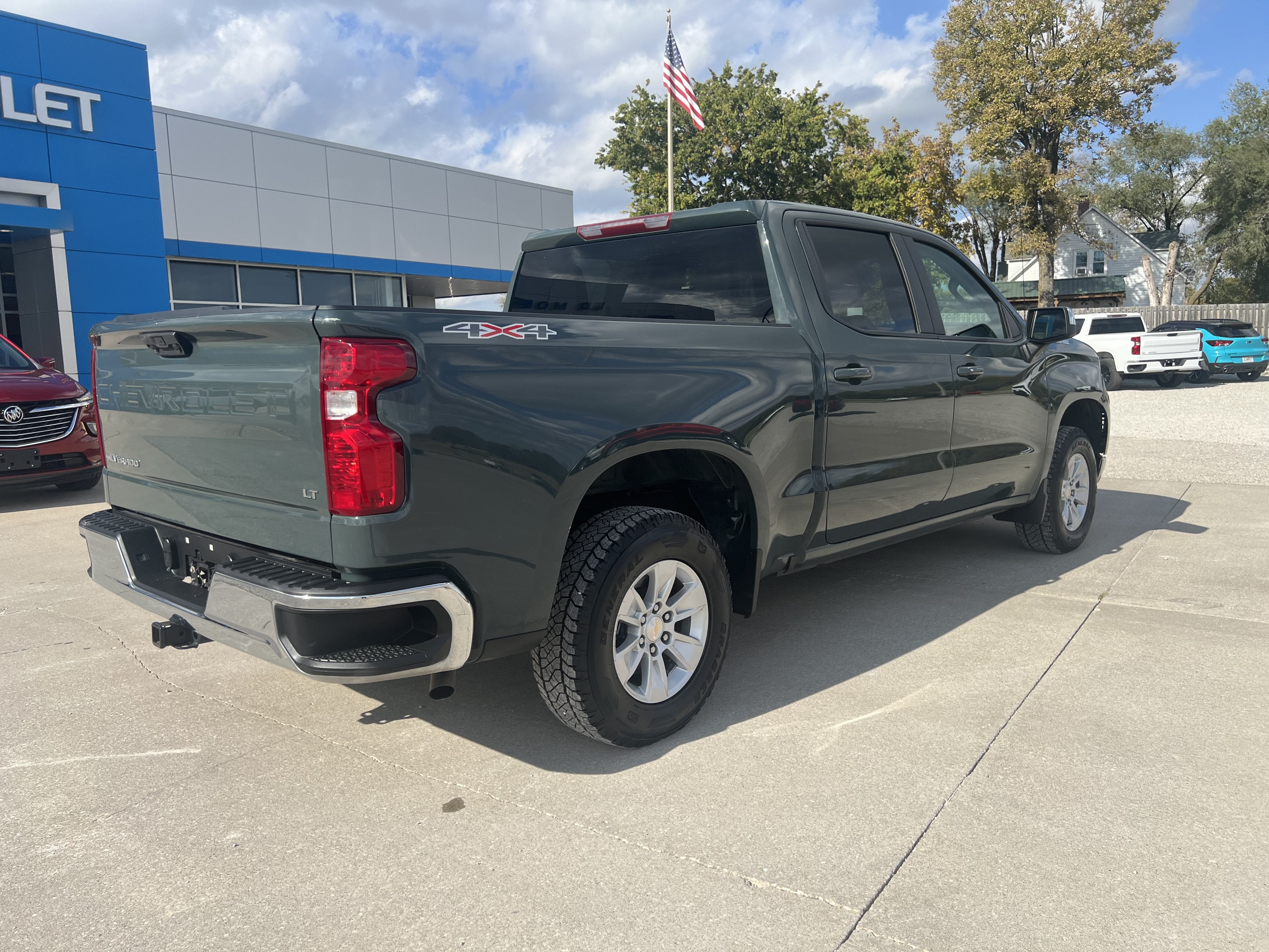 2025 Chevrolet Silverado 1500 LT