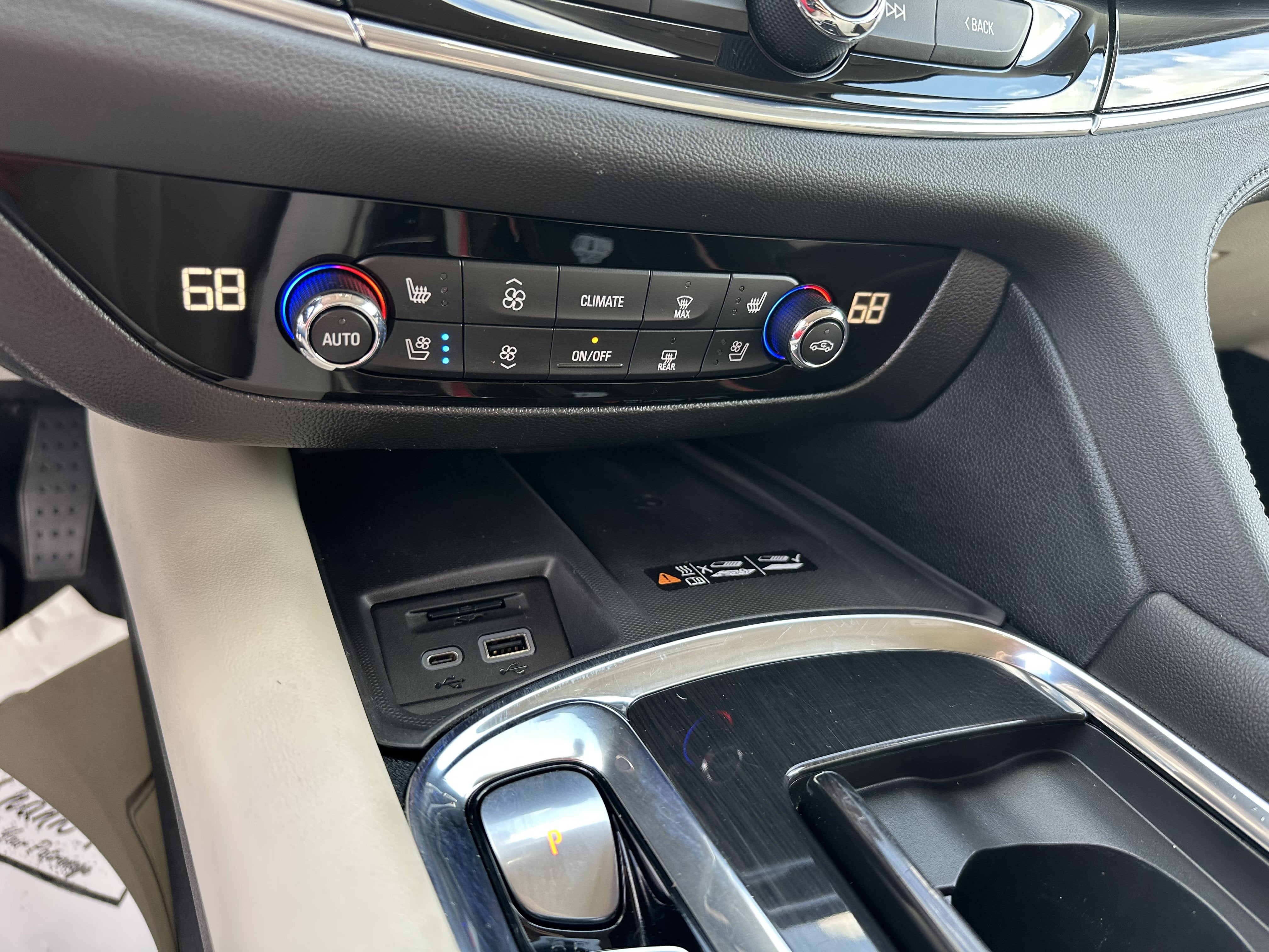 2024 Buick Enclave Premium