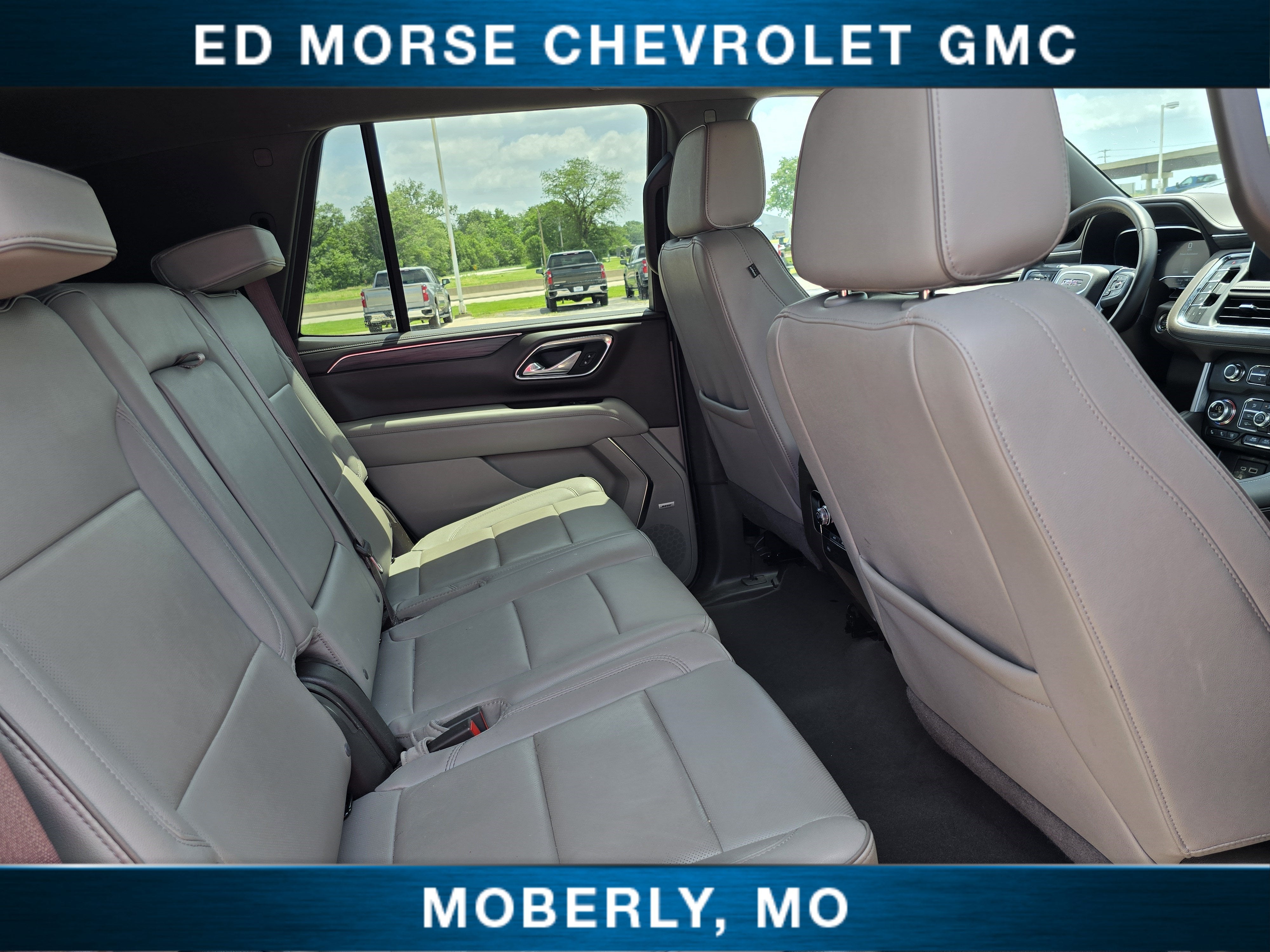 2024 GMC Yukon SLT