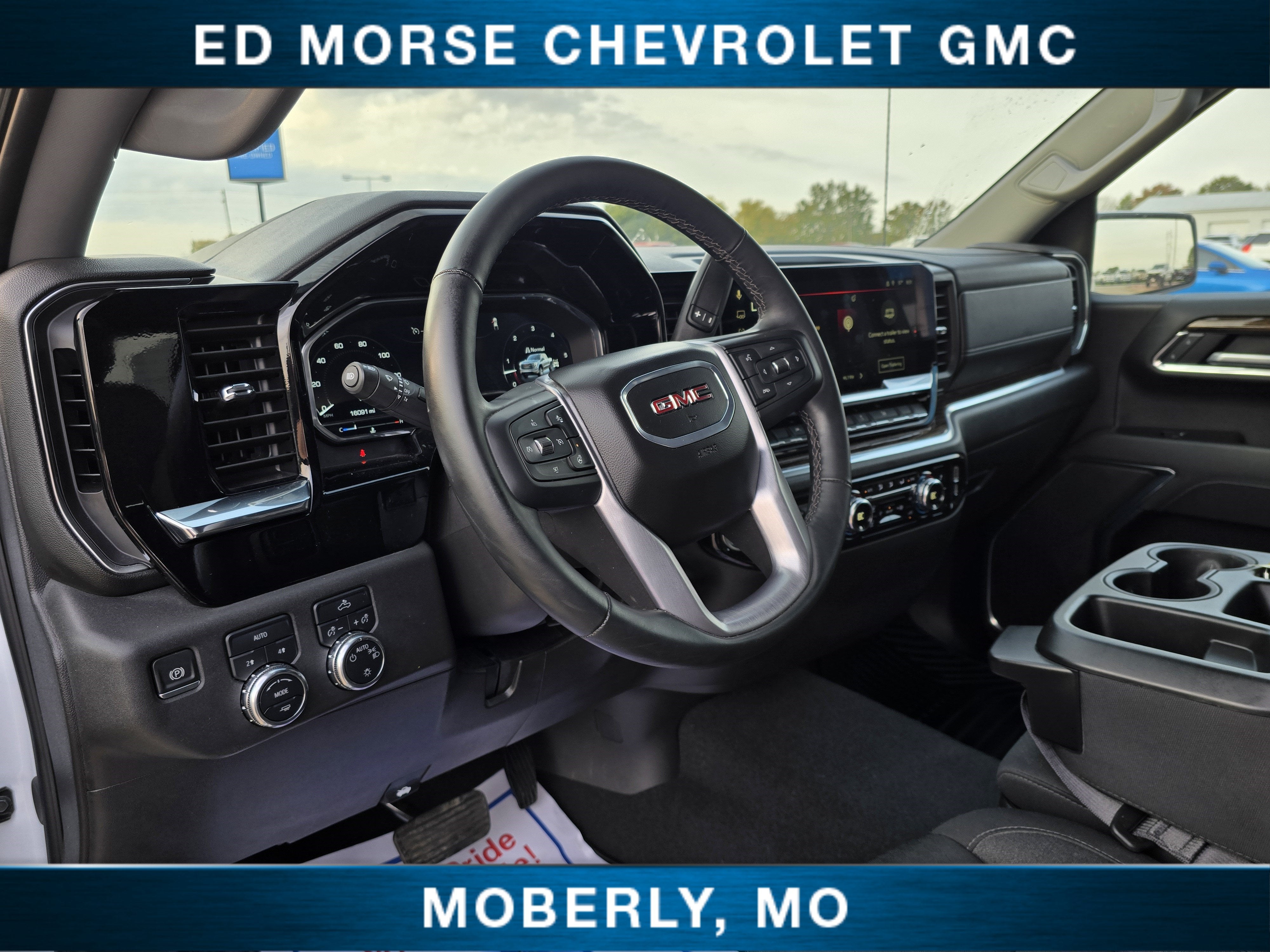 2025 GMC Sierra 1500 SLE