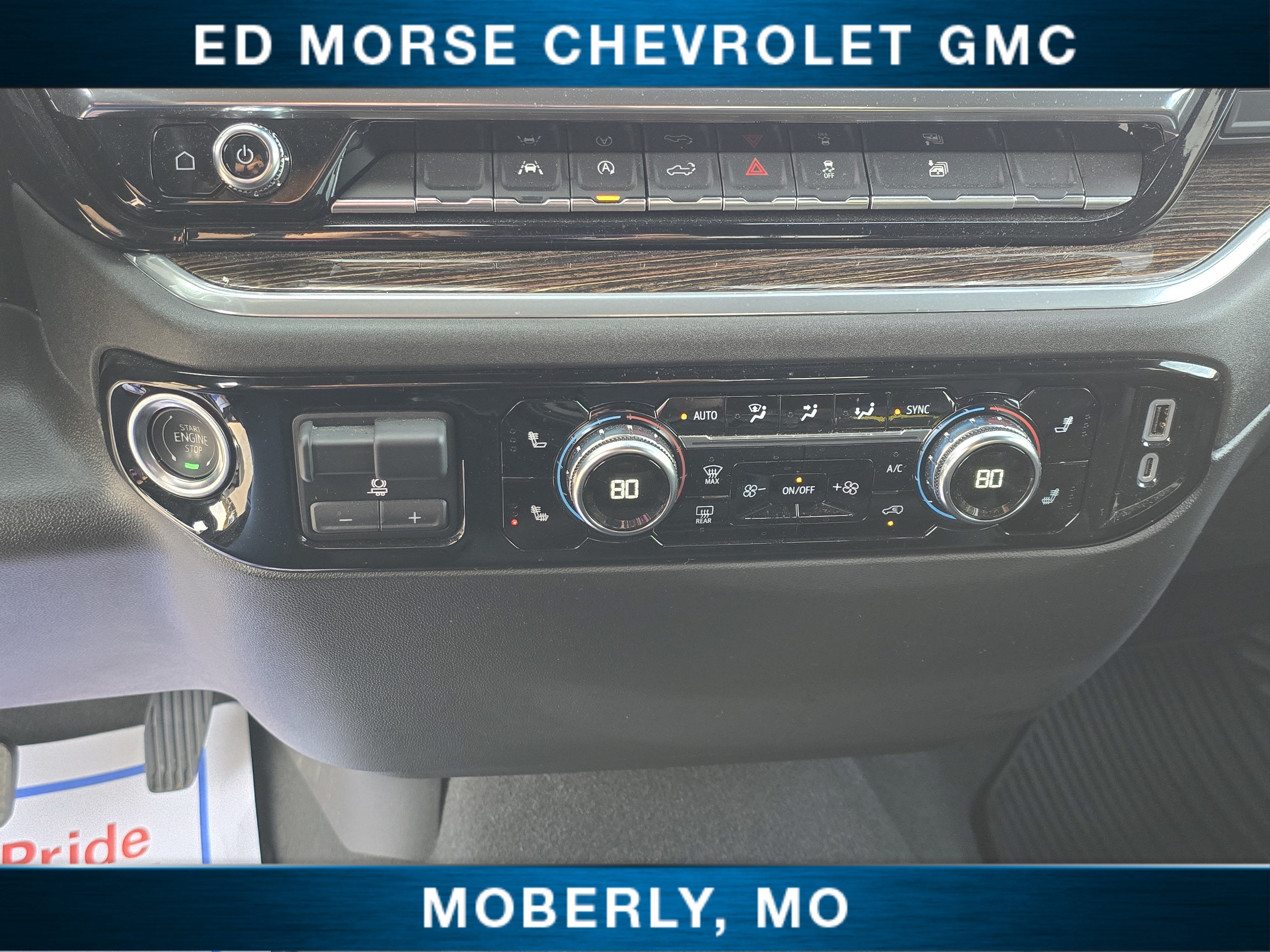 2025 GMC Sierra 1500 SLE