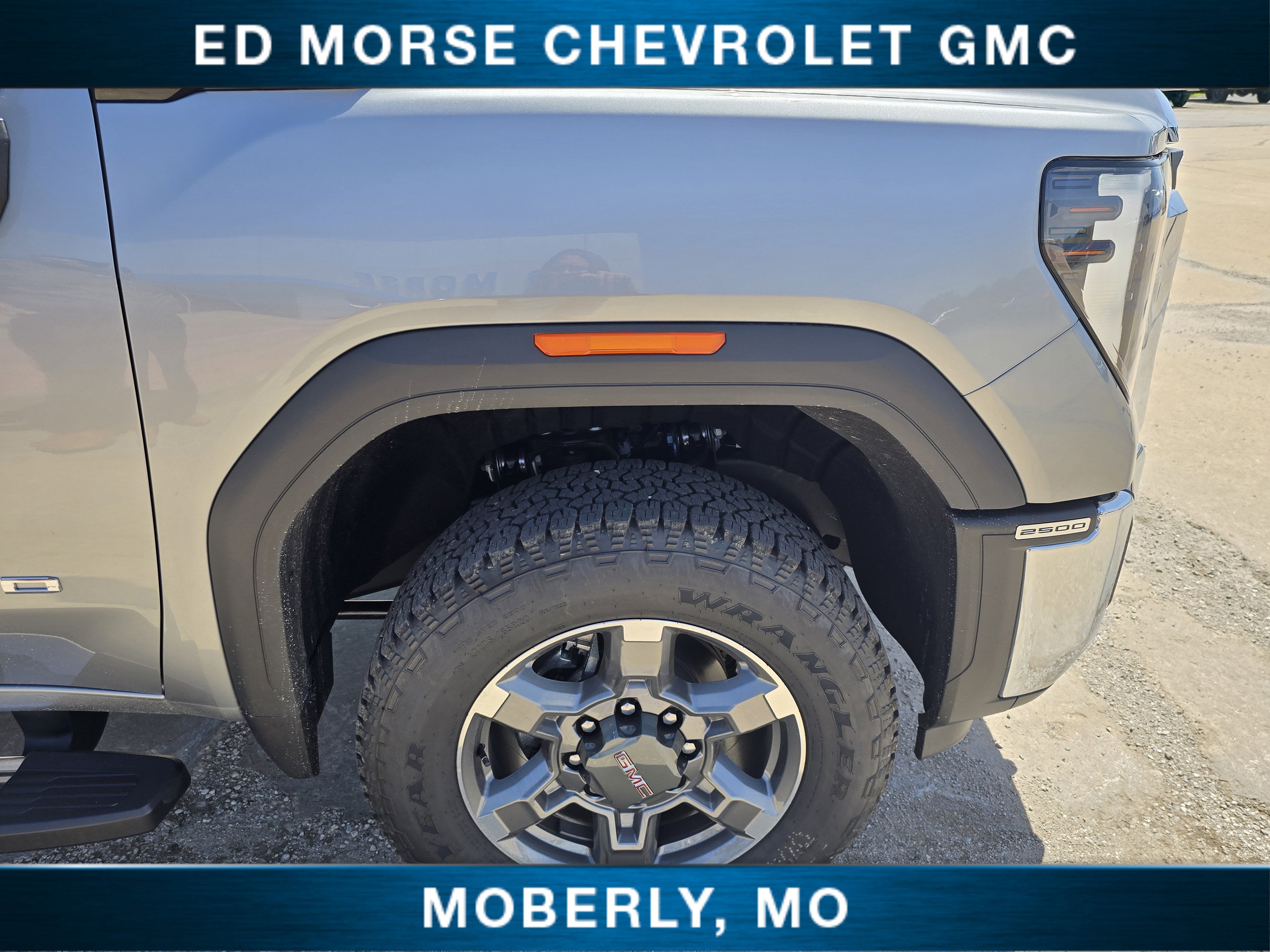 2026 GMC Sierra 2500 HD SLE