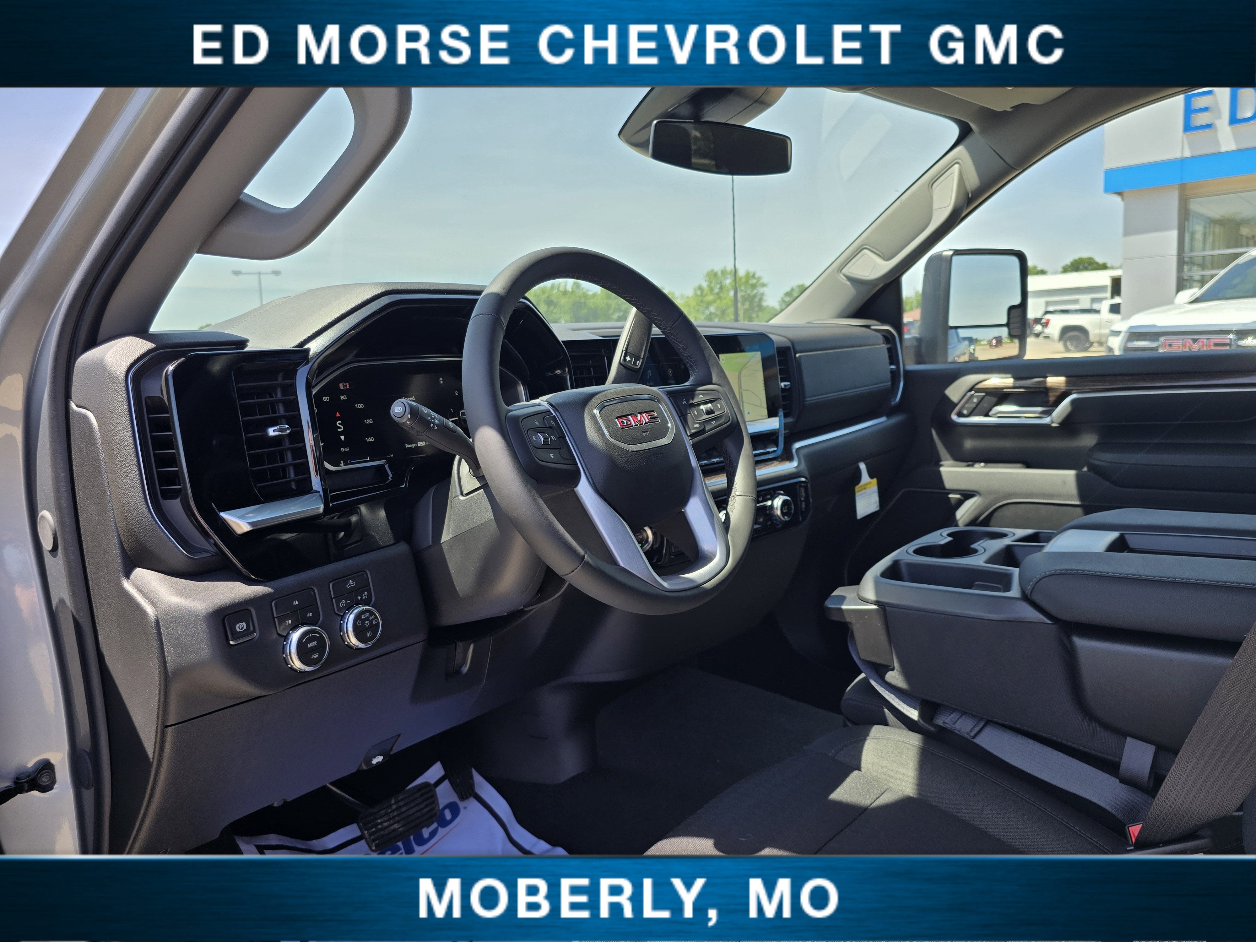 2026 GMC Sierra 2500 HD SLE