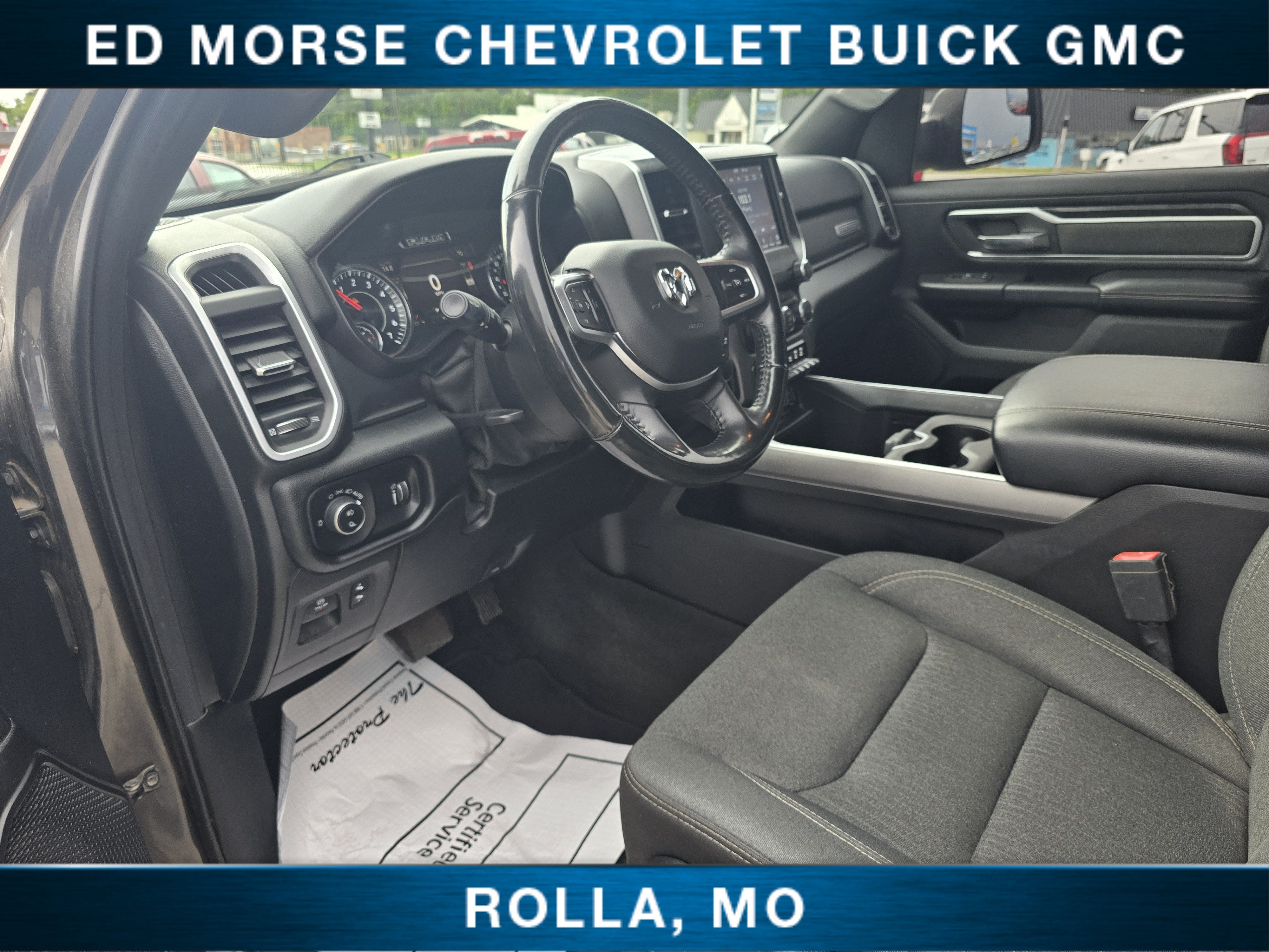 2020 RAM 1500 Big Horn Crew Cab 4x4 5'7" Box