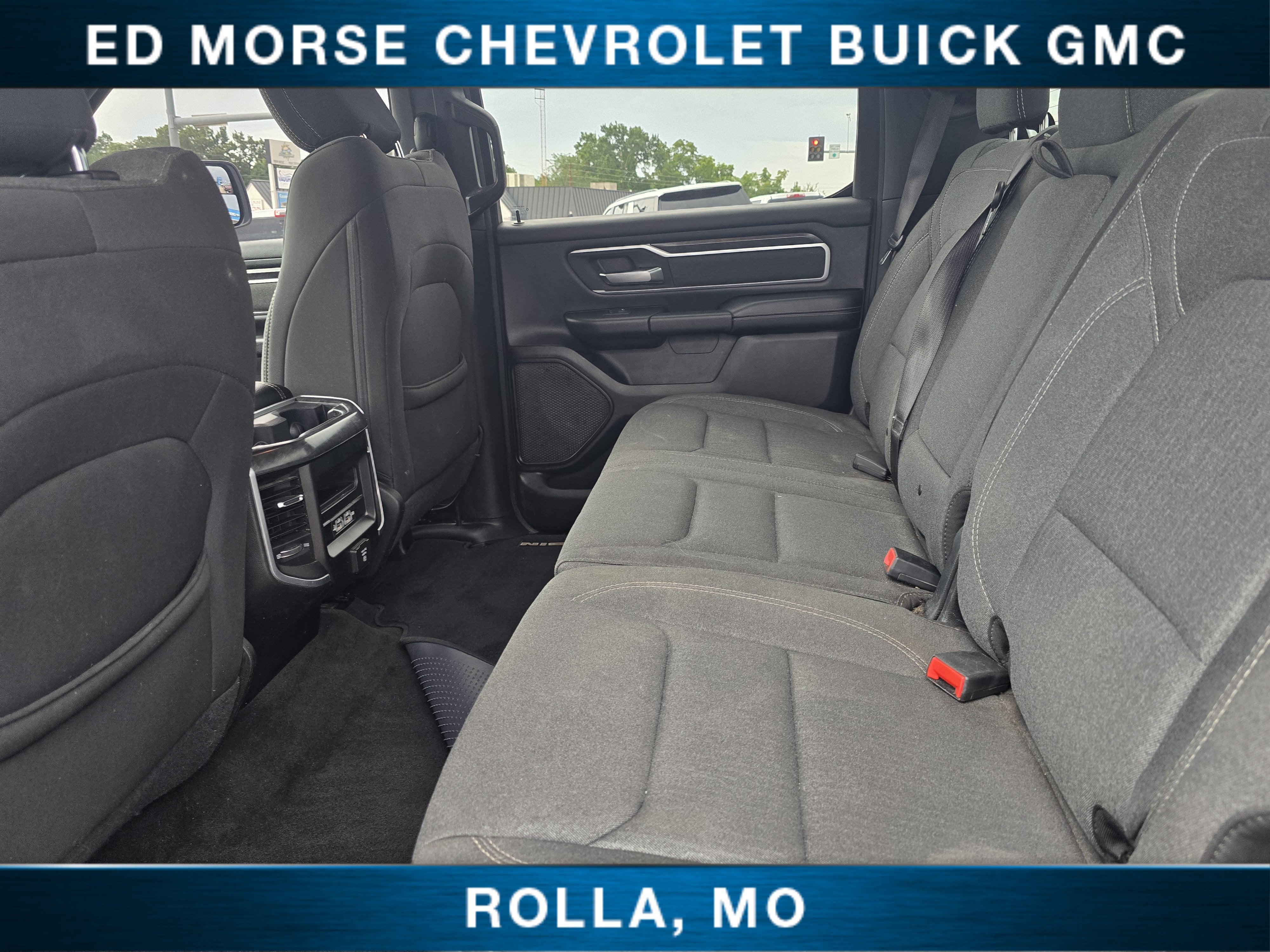 2020 RAM 1500 Big Horn Crew Cab 4x4 5'7" Box