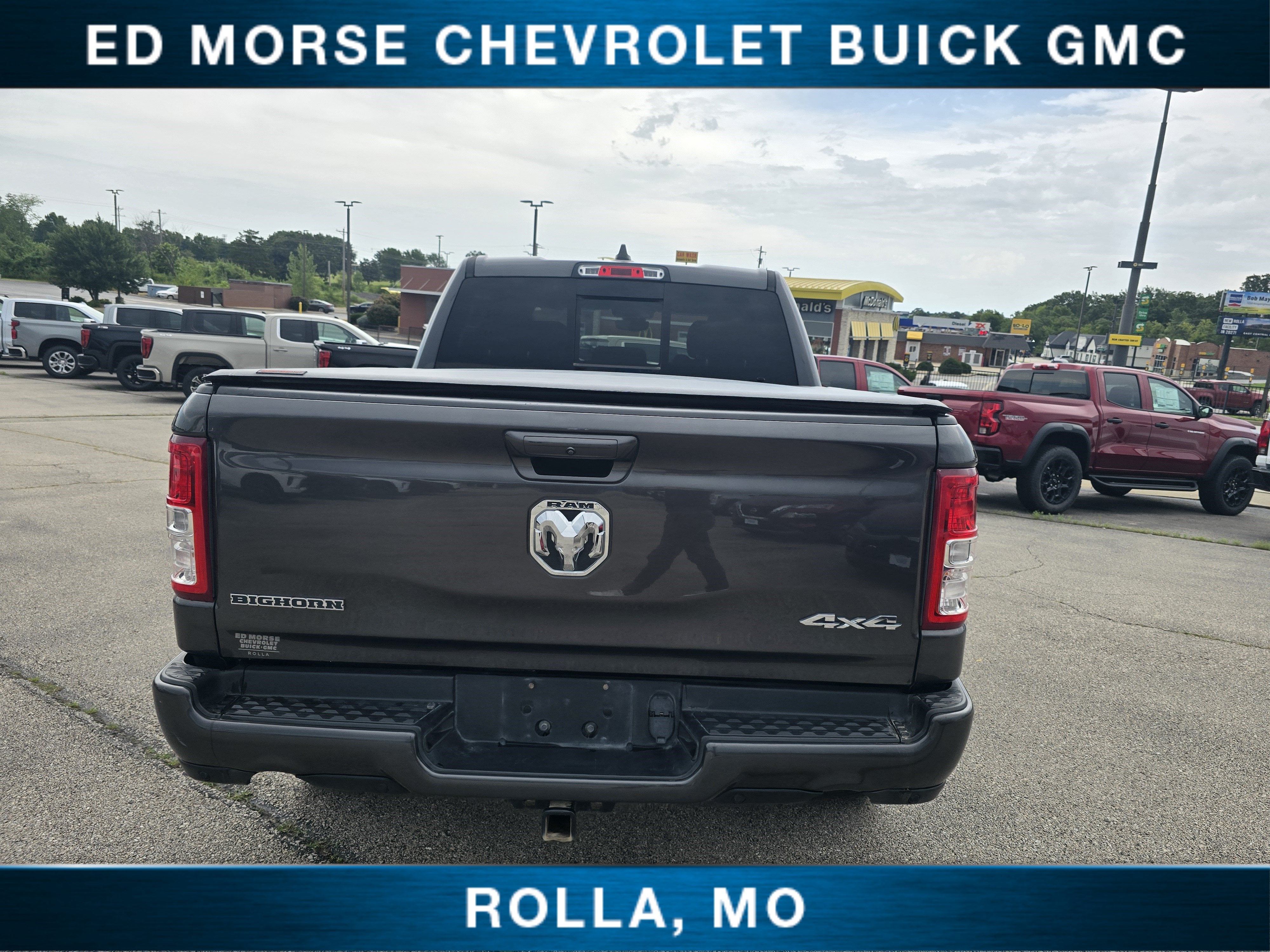 2020 RAM 1500 Big Horn Crew Cab 4x4 5'7" Box