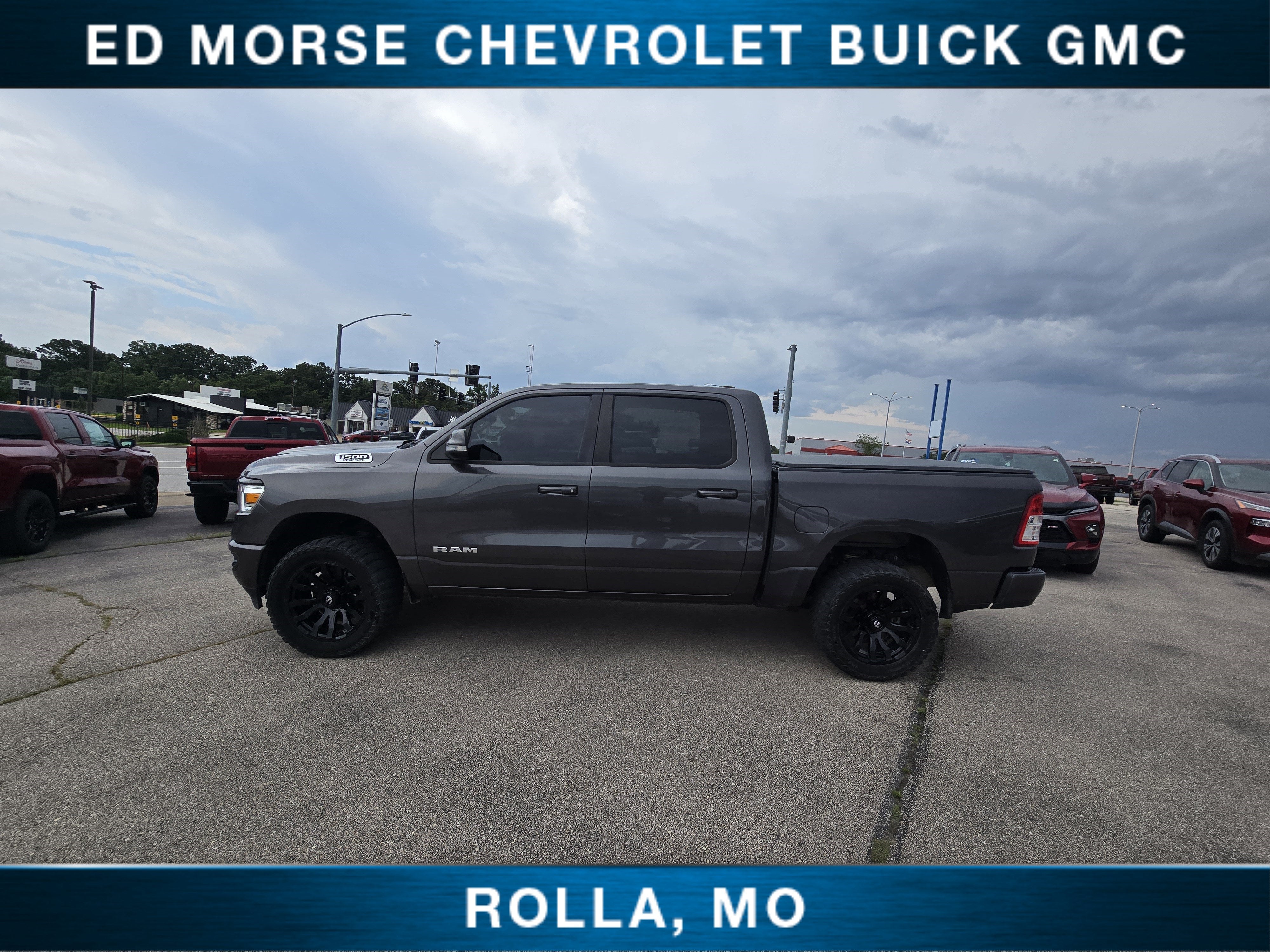 2020 RAM 1500 Big Horn Crew Cab 4x4 5'7" Box