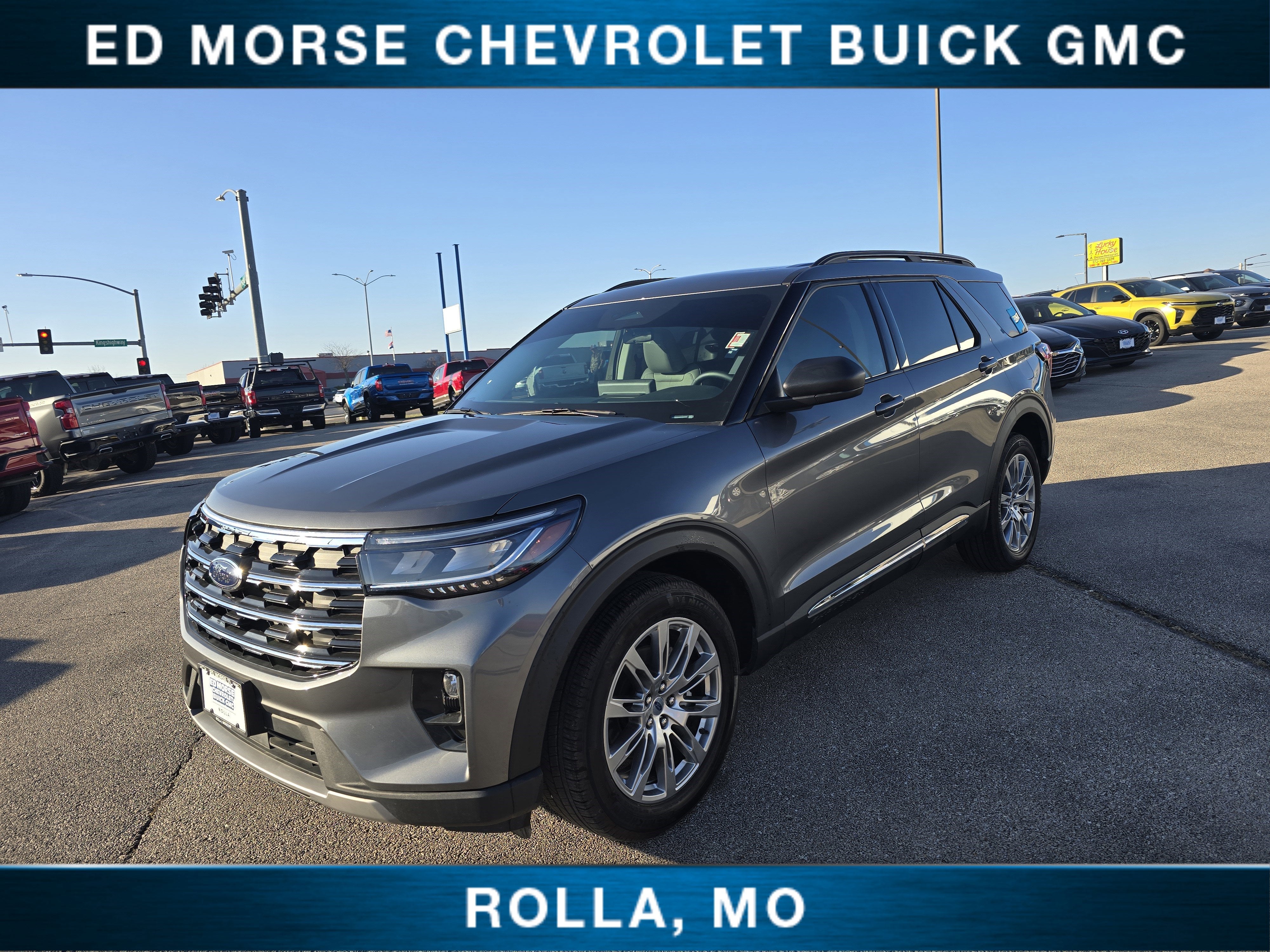 2025 Ford Explorer Active