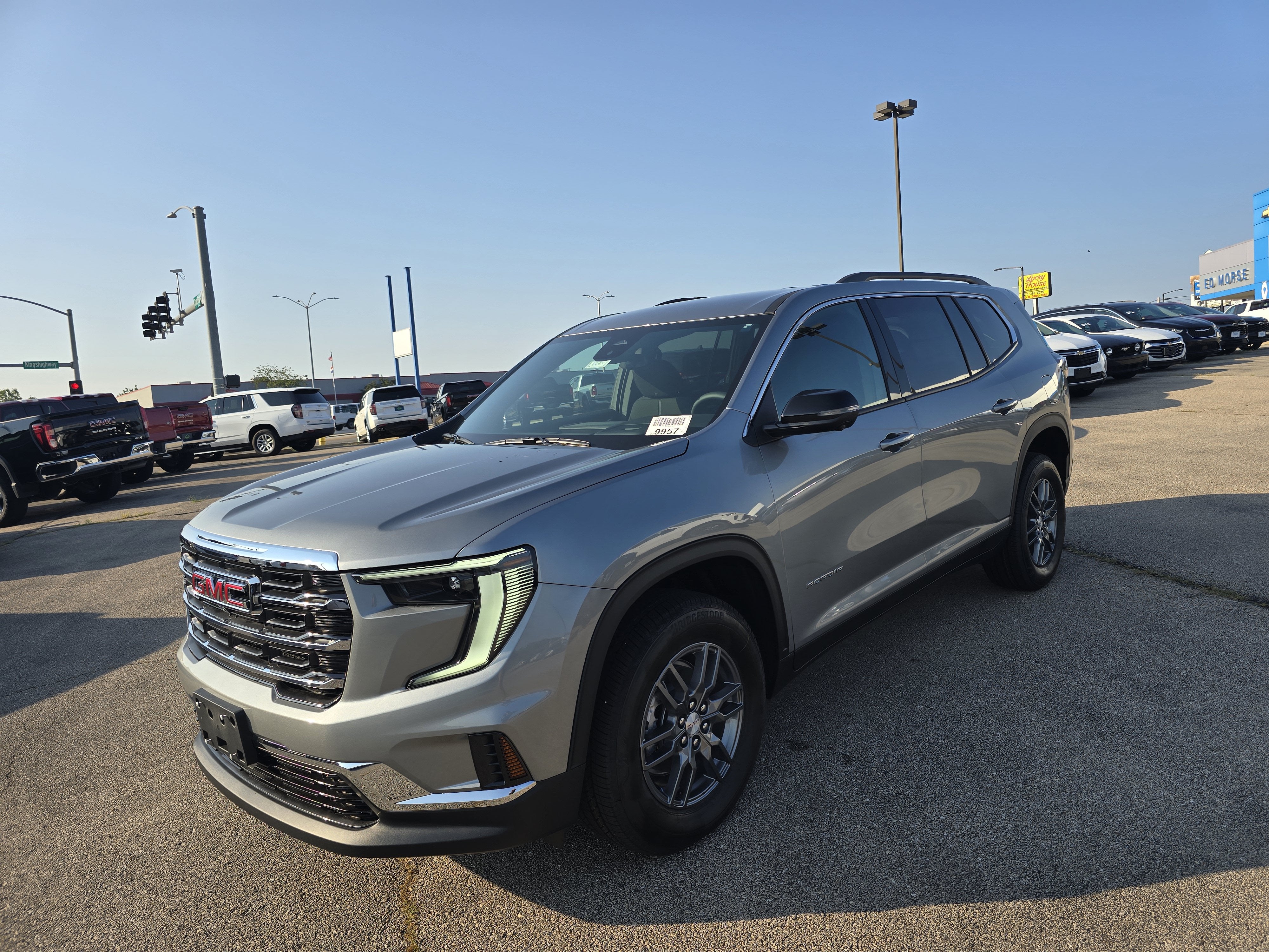 2027 GMC Acadia Elevation
