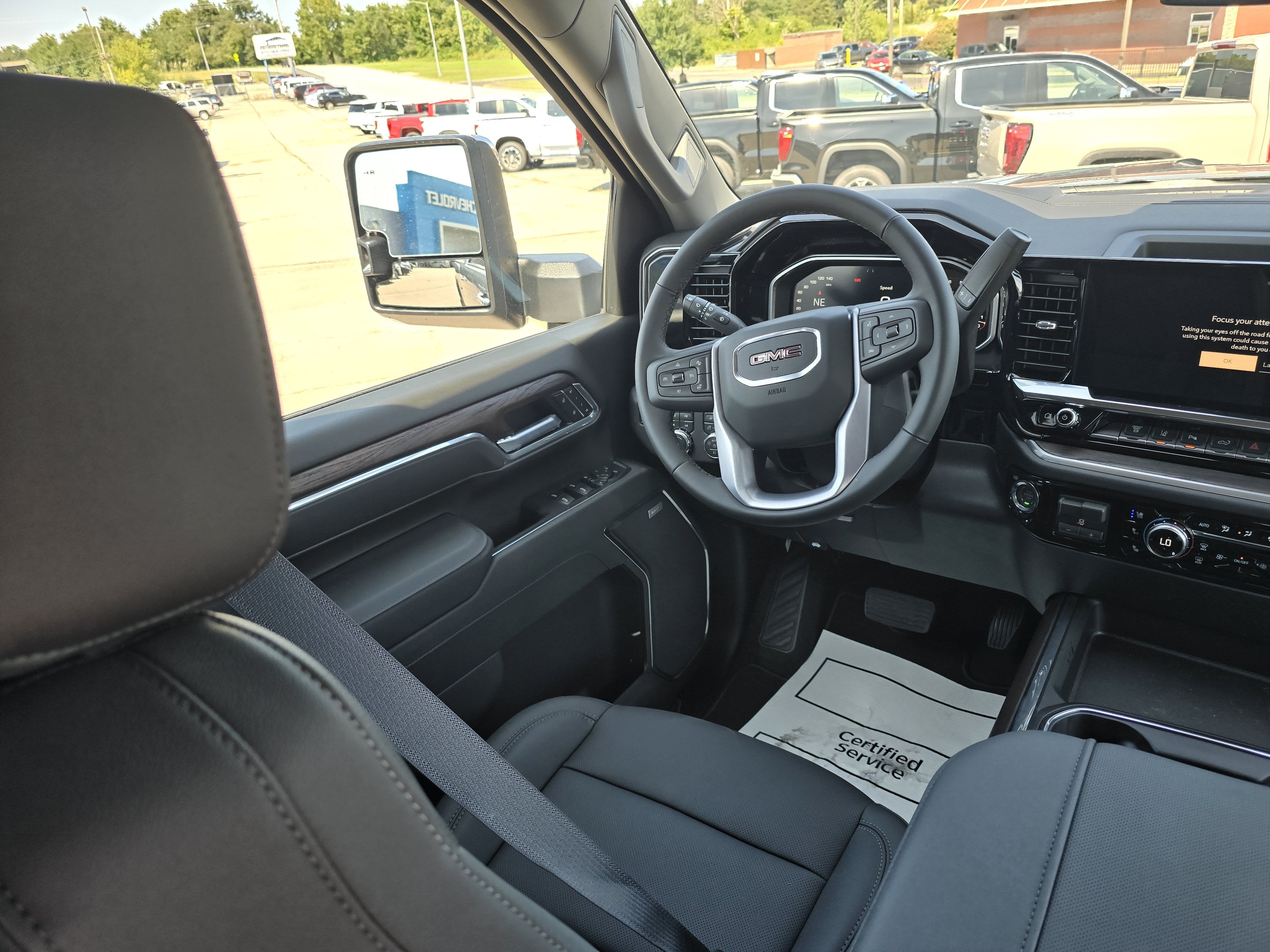 2026 GMC Sierra 2500 HD SLT