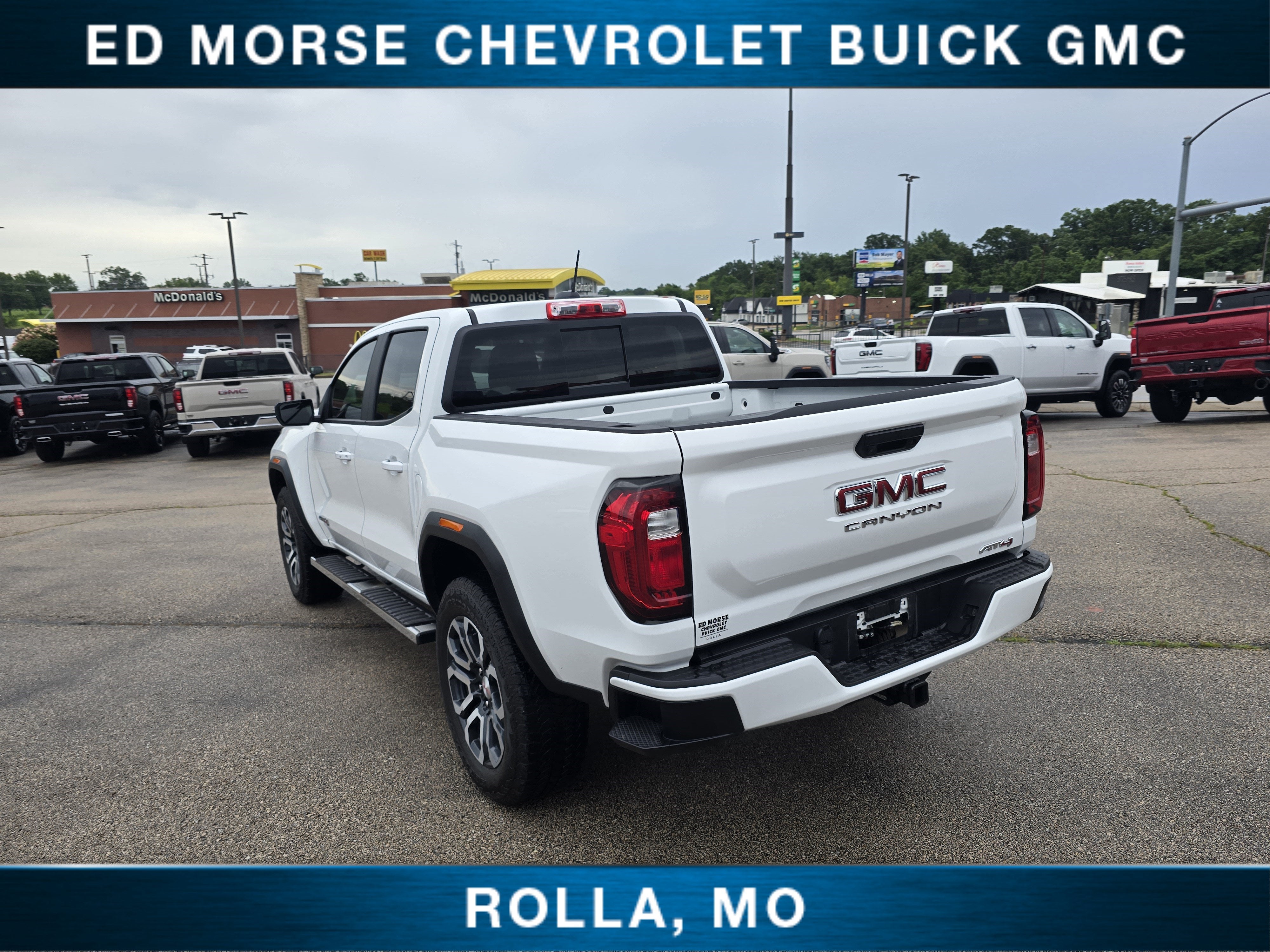 2024 GMC Canyon AT4