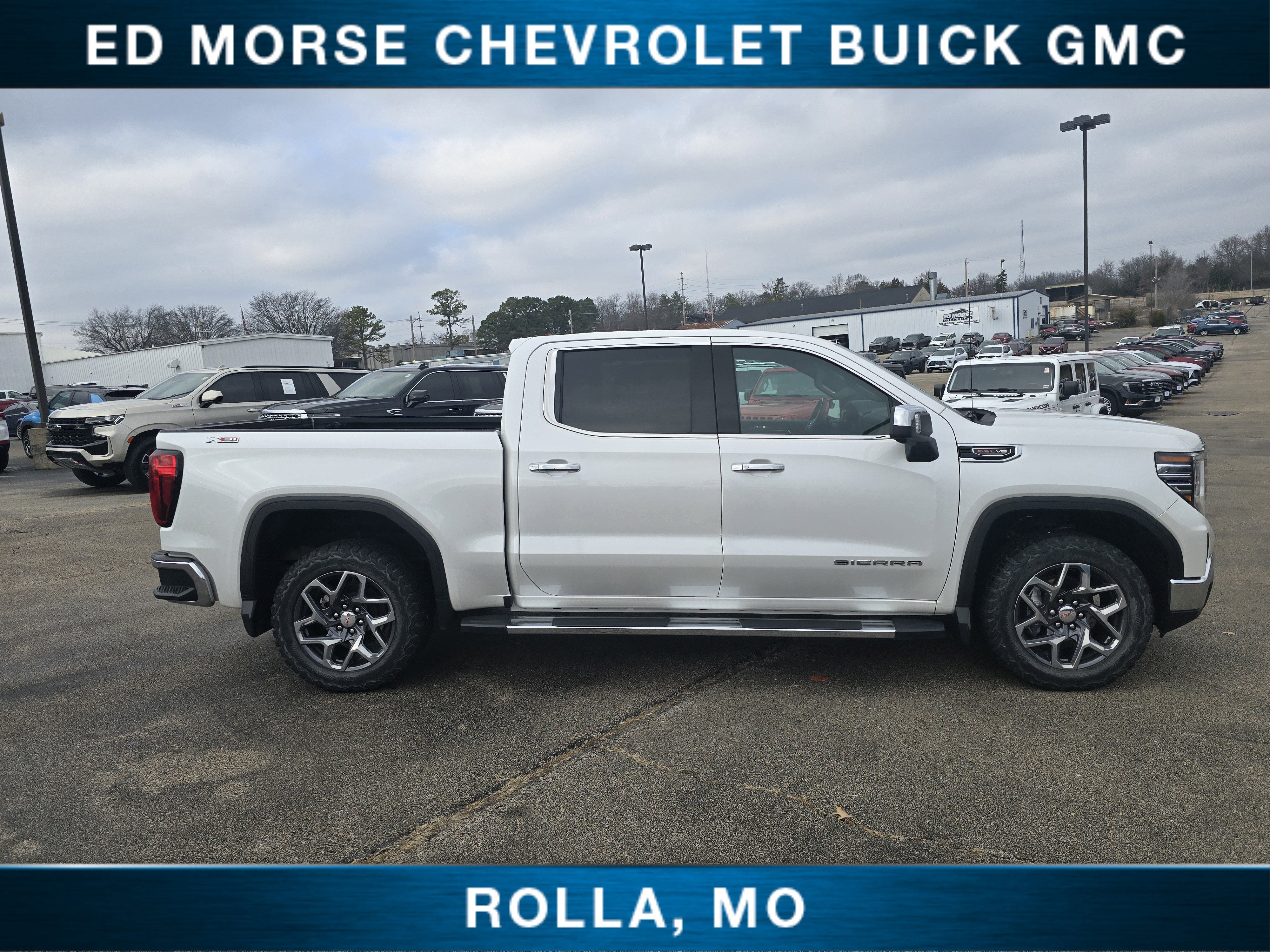 2023 GMC Sierra 1500 SLT