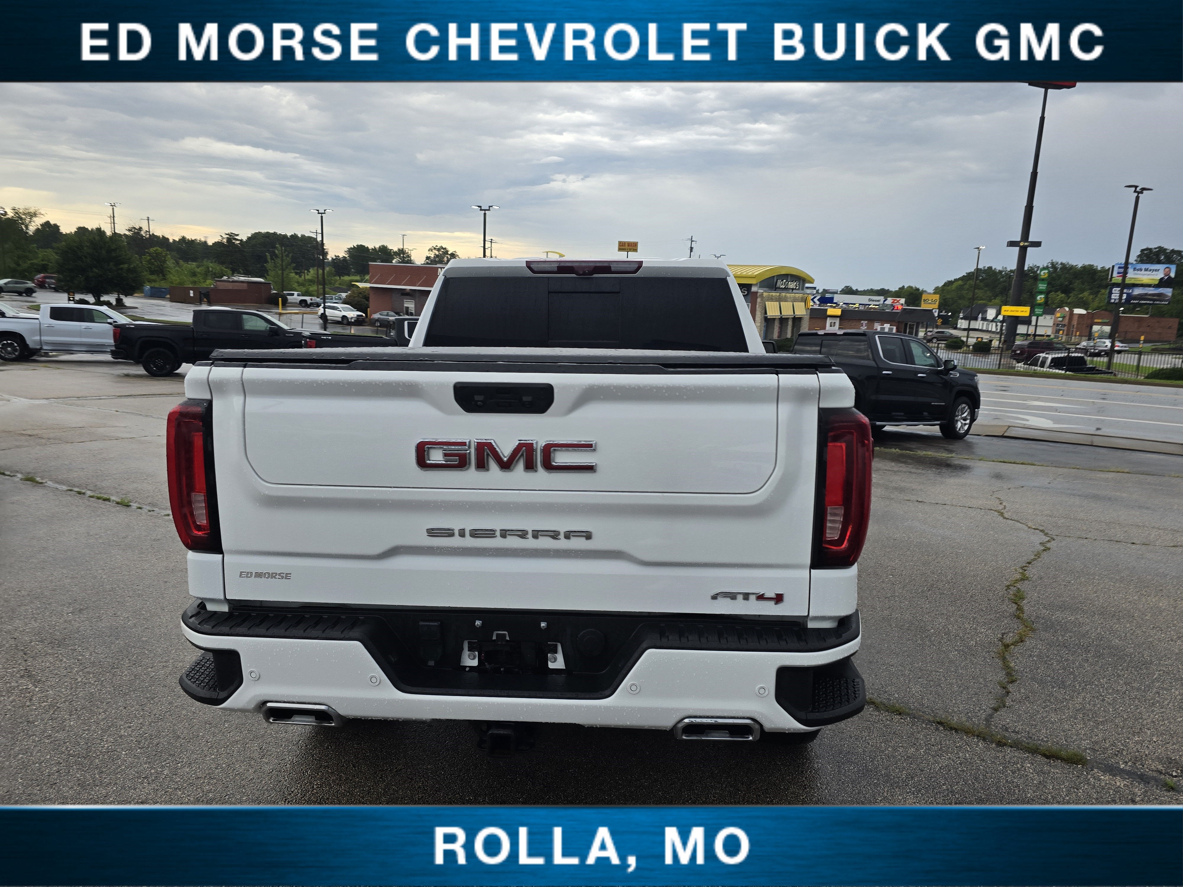 2022 GMC Sierra 1500 AT4