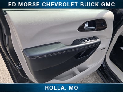 2022 Chrysler Pacifica Limited AWD