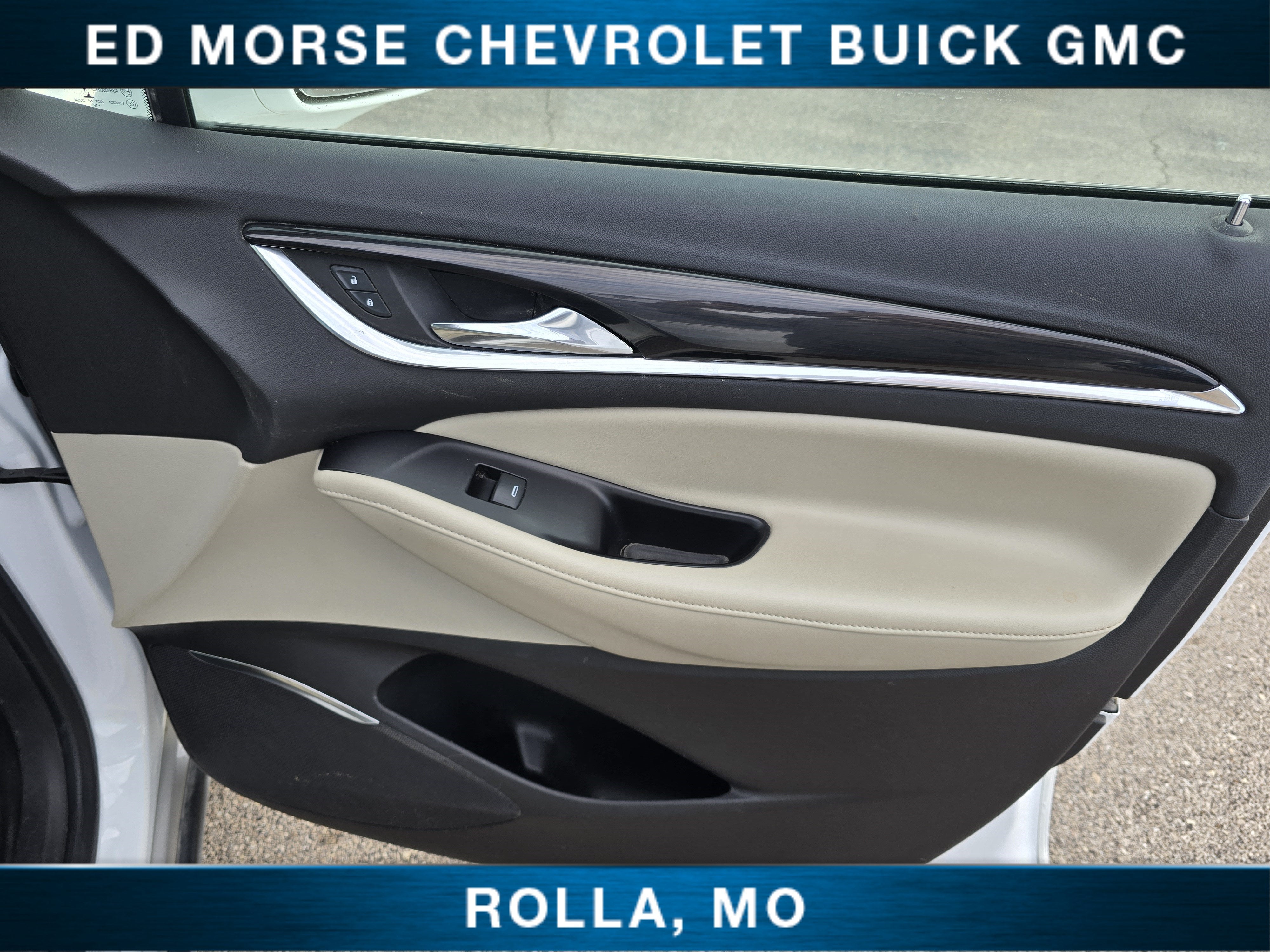 2020 Buick Enclave Essence