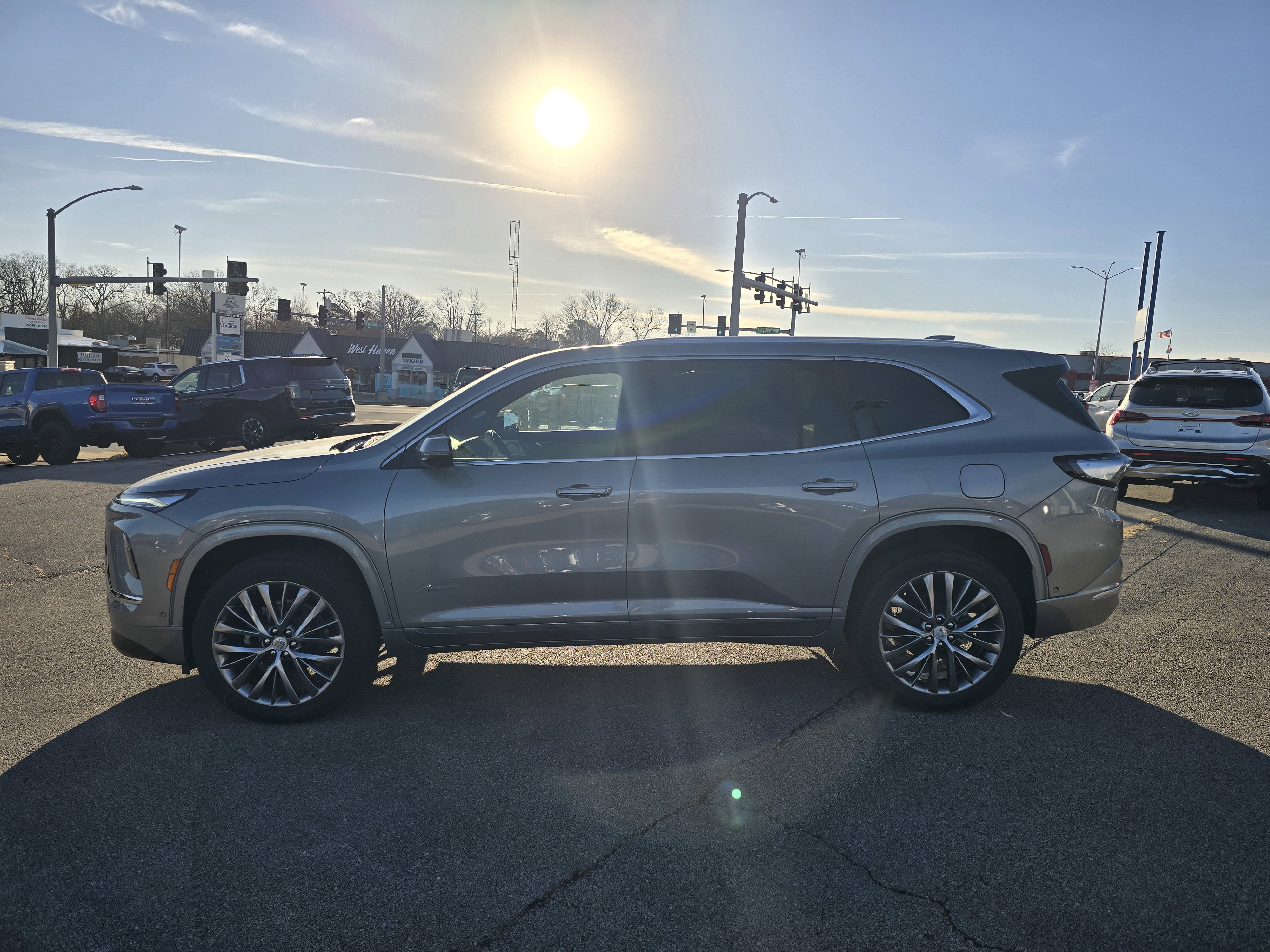 2026 Buick Enclave Avenir